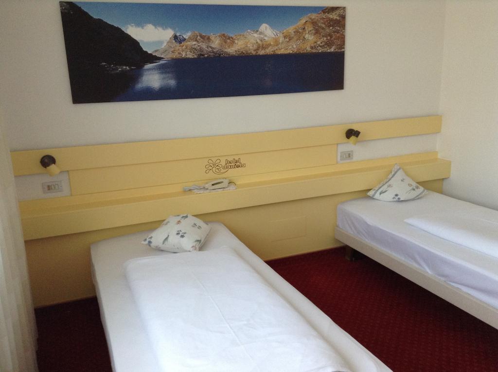 Hotel Daniela Merano Cameră foto